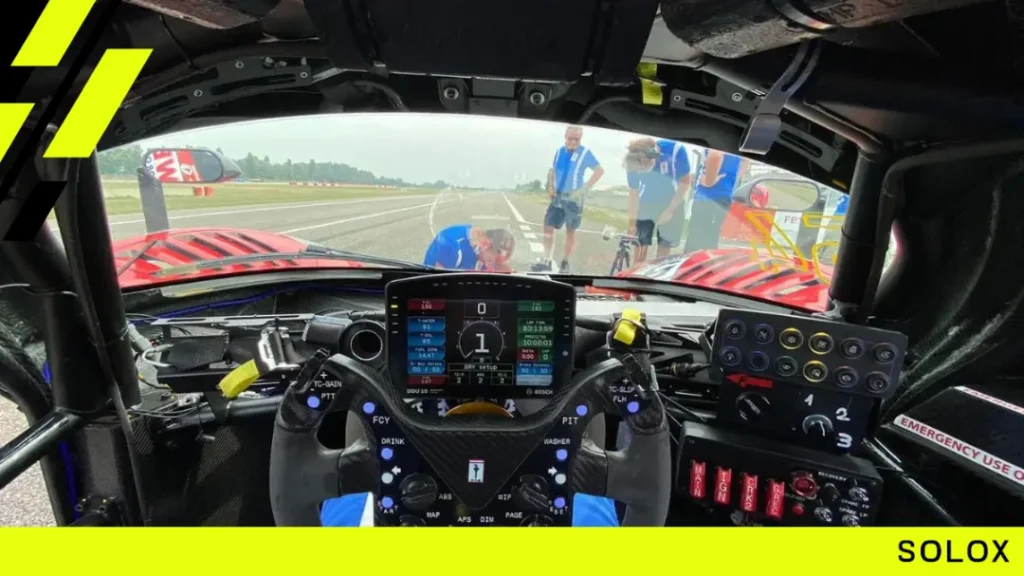 Sabelt S97-BWD Cockpit