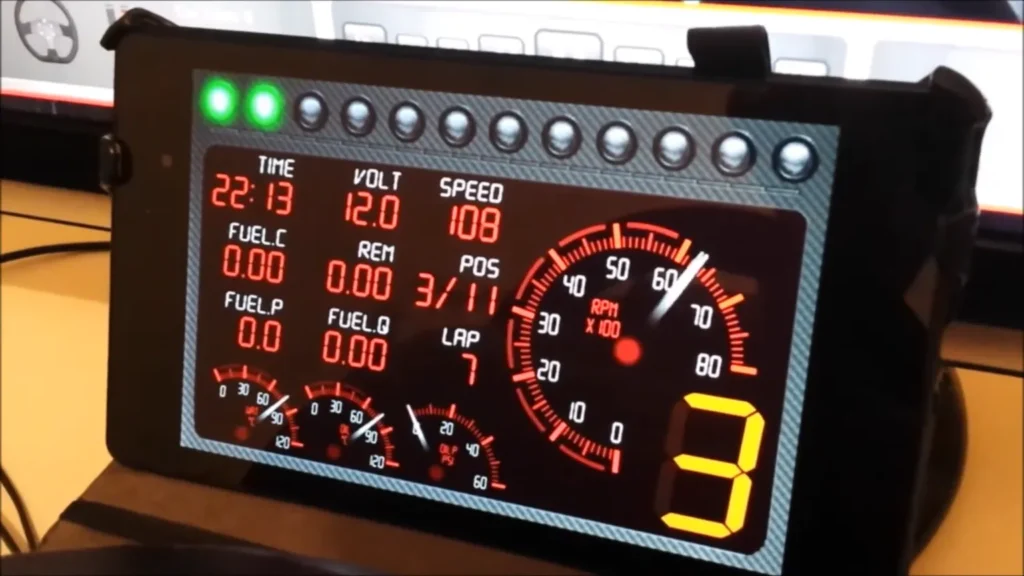 Customizing iRacing Dashboards for Personalized Insights