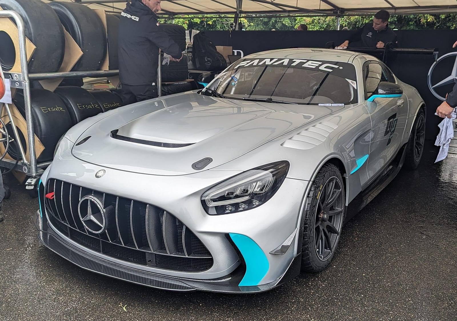 Mercedes-AMG GT2 race car